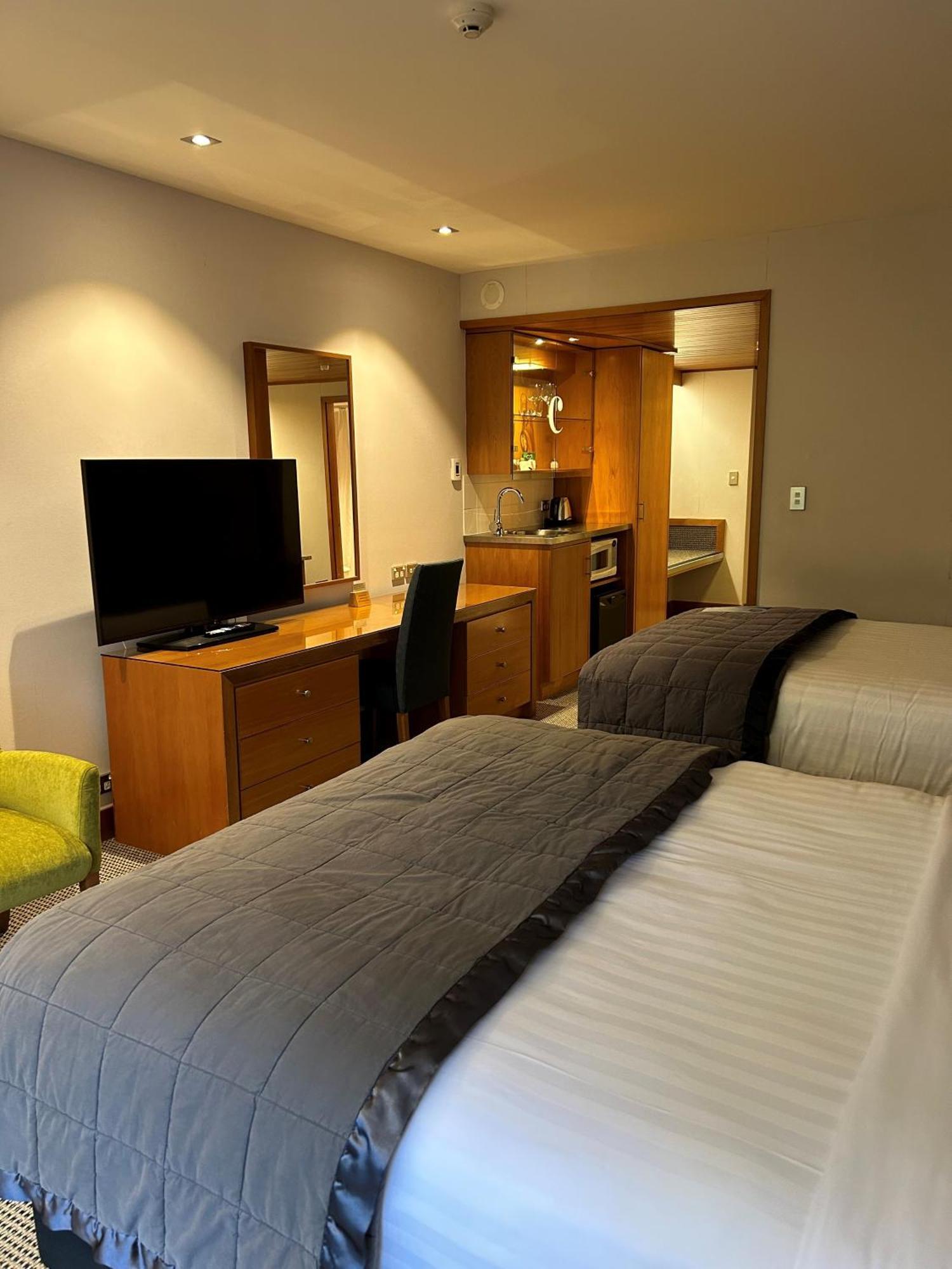 Commodore Airport Hotel Christchurch Kültér fotó